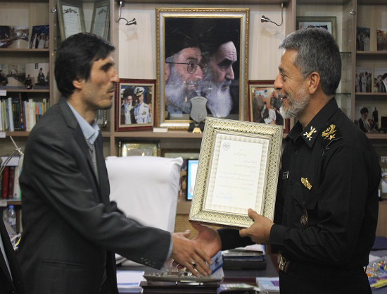 اعطای عضویت افتخاری انجمن مهندسی دریایی ایران به سیاری