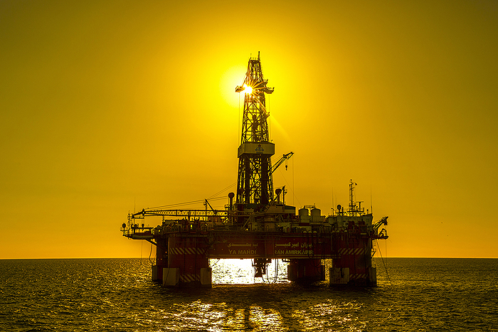 تاکید بر تعامل صنعت نفت و محیط زیست در اجرای قوانین و مقررات