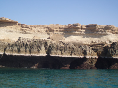 پایش صخره‌ای سواحل عمان آغاز شد