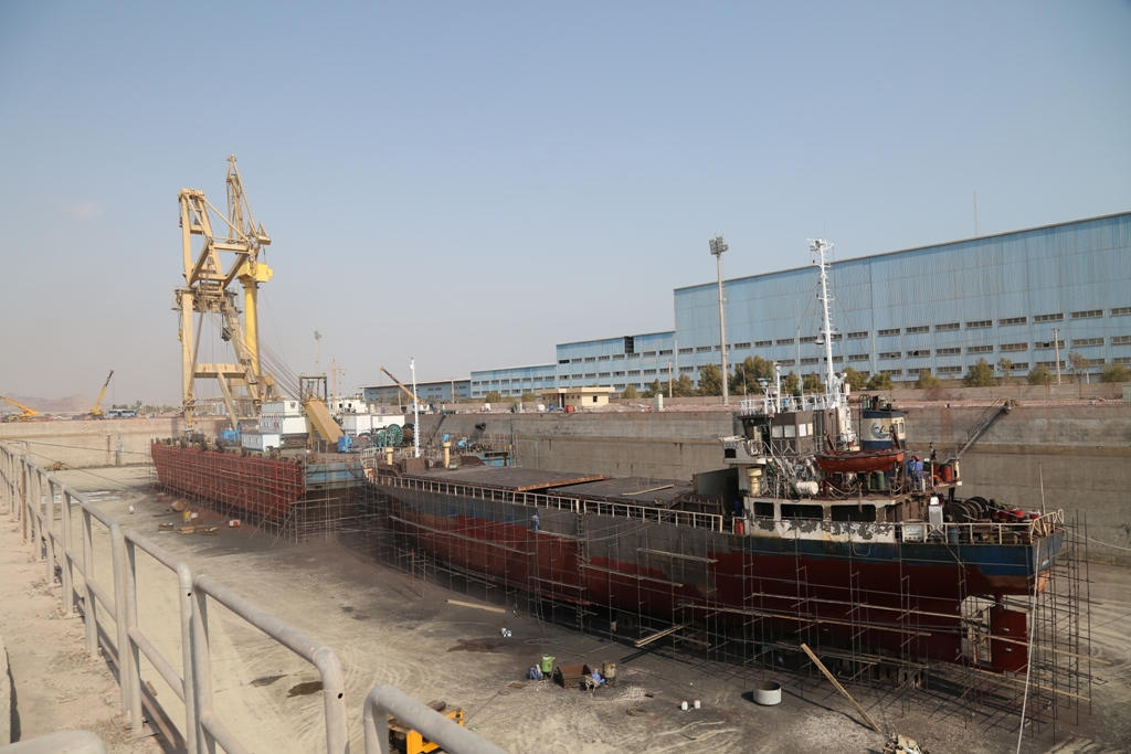 امضاء قرارداد کشتی‌سازی میان ایران و ایتالیا