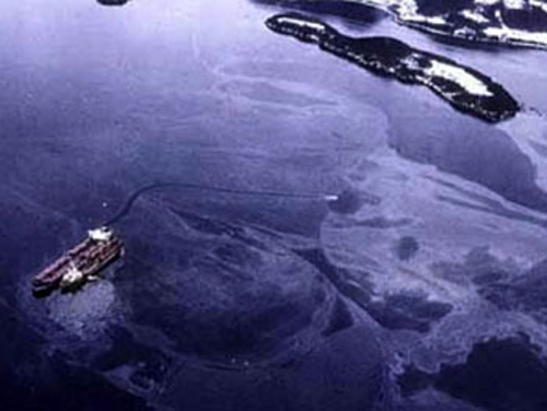 پکن در اندیشه جریمه شرکت‌های آلاینده نفتی