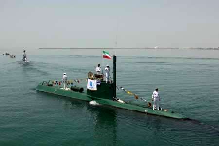 رژه ناوگان نیروی دریایی ارتش در خلیج فارس اجرا شد