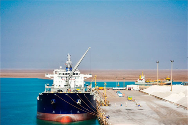 معاون وزیر نفت:نفت ایران رابا اجاره نفتکش‌های ایرانی می‌برند