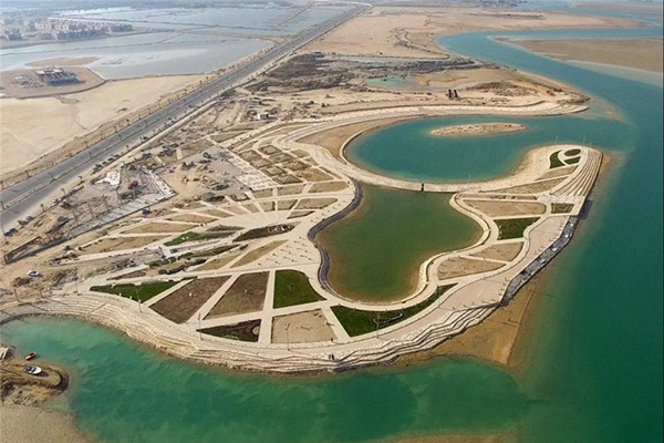 محور توسعه استان بوشهر بر اساس طرح‌های ساحلی و دریایی است