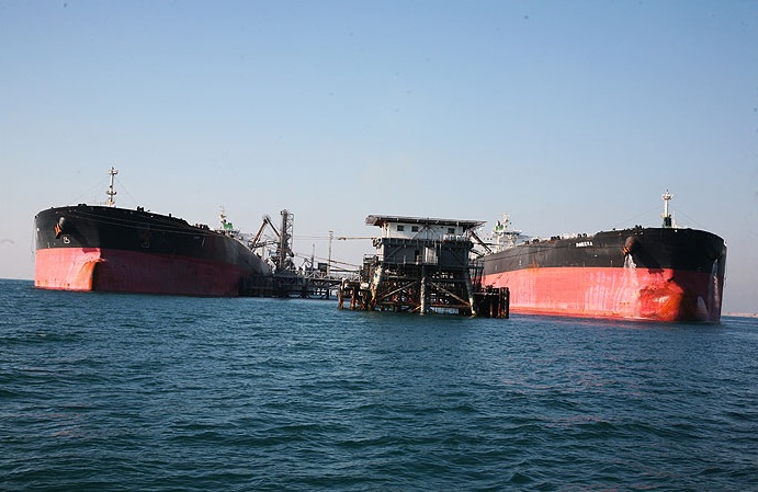 مراجعه نفتکش‌های خارجی به خارک در پسابرجام افزایش یافت