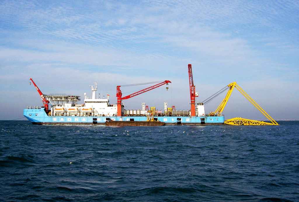 نظارت بر واردات انواع شناورها در صنعت کشتی سازی