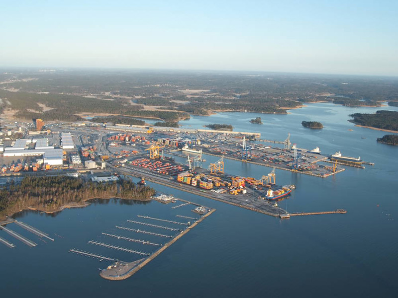 پهلودهی خودکار کشتی‎ها در بندر هلسینکی