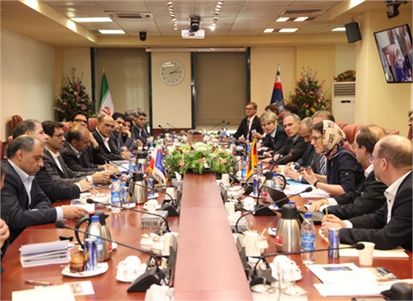 نشست تخصصی مشترک بندری و دریایی ایران و آلمان برگزار شد