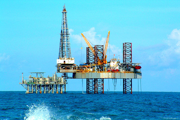 ایجاد تحرک جدید در صنایع فراساحل با امضای قراردادهای نفتی