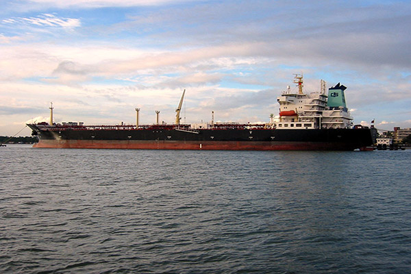 تشدید تحریم‌‌‌های آمریکا فروش نفت ایران به اروپا را مختل نمی‌کند