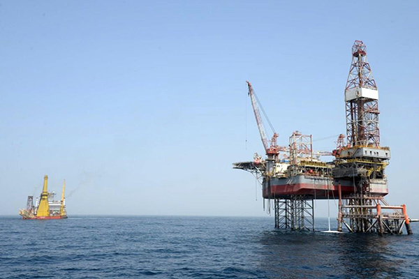 حفر بیش از 450 چاه نفت و گاز در خلیج فارس