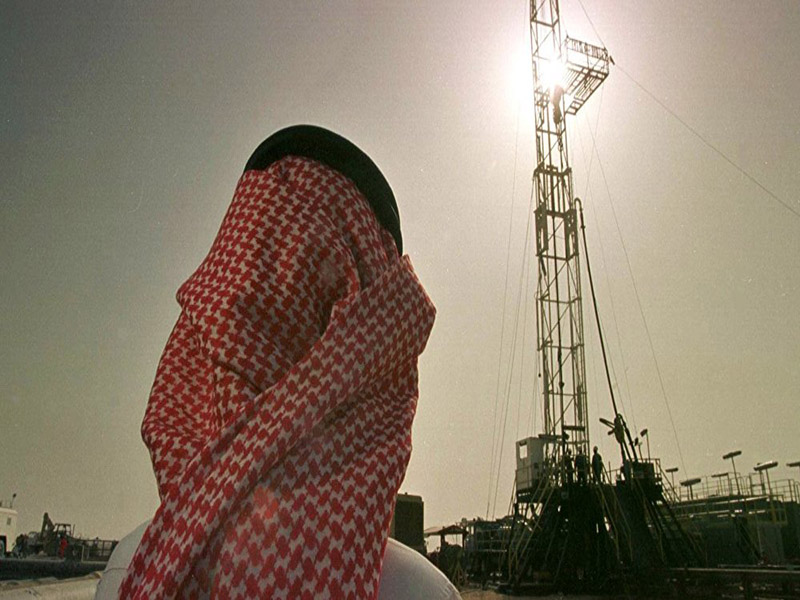 تصمیم جدید مقامات سعودی برای افزایش تولید نفت