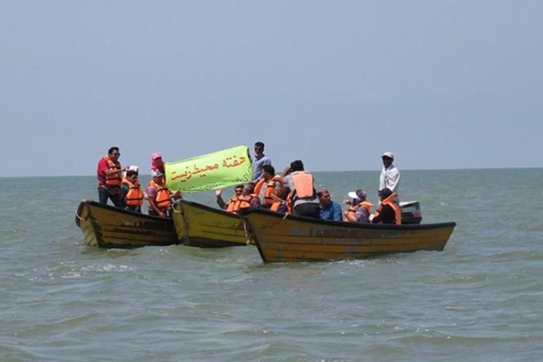رژه دریایی دوستداران محیط زیست در خلیج گرگان برگزارشد