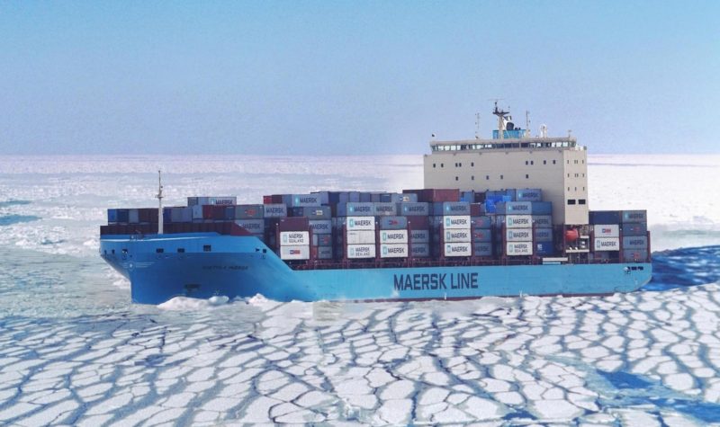 نخستین کشتی کانتینری بدون اسکورت در قطب شمال سفر می‌کند